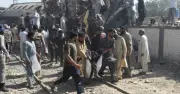 পাকিস্তানে ট্রেনে বোমা হামলায় ২৪ সেনা নিহত