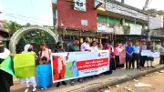 পটিয়ায় নারী-শিশু নির্যাতনের প্রতিবাদে মানববন্ধন