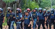 সীতাকুণ্ডে যৌথ বাহিনীর ক্যাম্পে সন্ত্রাসী হামলা, আটক ২০
