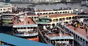 বৈরী আবহাওয়ায় সদরঘাটে লঞ্চ চলাচল বন্ধ, পাটুরিয়ায় ফেরি চালু