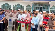 ঈদের প্রস্তুতি: বিশেষ ট্রেন, শোলাকিয়া জামাত, ছুরি-দার চাহিদা ও তেল সংকট