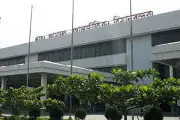 চট্টগ্রাম বিমানবন্দরে বৈরী আবহাওয়ায় ফ্লাইট বিপর্যয়