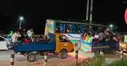 ঈদে বাড়ি ফিরছেন সাভার-আশুলিয়ার শ্রমিকরা, বাসে ভিড় ও ভোগান্তি