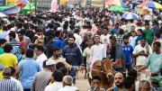 ভাটারার পশুর হাটে ক্রেতাদের উপচে পড়া ভিড়, কোরবানির আমেজ