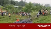 রড বোঝাই ট্রাকে শ্রমিক পরিবহন: নিহতদের পরিবারের পাশে ক্ষেতমজুর সমিতি