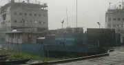 পাটুরিয়া-দৌলতদিয়া ও আরিচা-কাজিরহাট নৌরুটে ফেরি চলাচল বন্ধ