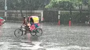 রাজধানীতে ৩ ঘণ্টায় ২৫ মিমি বৃষ্টি, আদ-দ্বীন মেডিকেলে ৬ শিশুর মৃত্যু