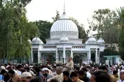 গাজা থেকে অস্ট্রেলিয়া: বিশ্বজুড়ে ঈদুল আজহার নামাজ