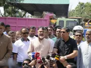 মিরপুরে বর্জ্য অপসারণ পরিদর্শন করলেন প্রতিমন্ত্রী শাহে আলম