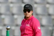সাথিরা জাকির প্রথম বাংলাদেশি নারী আম্পায়ার হিসেবে টি-টোয়েন্টি বিশ্বকাপে