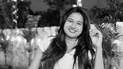 সোশ্যাল মিডিয়া ইনফ্লুয়েন্সার সায়নী চক্রবর্তীর আত্মহত্যা, শোকে অনুসারীরা