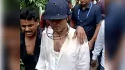 হামলা থেকে বাঁচতে হেলমেট পরলেন অভিষেক, তীব্র রাজনৈতিক প্রতিক্রিয়া