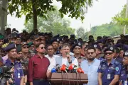 সীতাকুণ্ডের জঙ্গল সলিমপুর সন্ত্রাসমুক্ত ঘোষণা করলেন স্বরাষ্ট্রমন্ত্রী