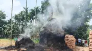 ঈশ্বরগঞ্জে ফুচকা অর্ডার নিয়ে সংঘর্ষ, ১৫-২০ বাড়ি ভাঙচুর ও অগ্নিসংযোগ