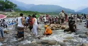 বর্ষায় সিলেটের পর্যটনকেন্দ্রগুলোতে পর্যটকের ভিড়, বাড়তি সুবিধার দাবি