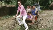 অড্রে হেপবার্ন: হলিউডের রাজকুমারীর অমর গল্প