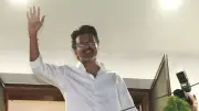 থালাপতি বিজয়ের ঐতিহাসিক জয়: তামিলনাড়ুতে চলচ্চিত্র তারকা থেকে মুখ্যমন্ত্রী?