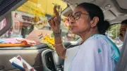পশ্চিমবঙ্গে মমতা পদত্যাগ না করলে কী ঘটতে পারে?