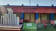 স্কুলের গাছের আম খাওয়ায় তিন শিশুকে বেত্রাঘাত ও জুতার মালা পরানোর অভিযোগ