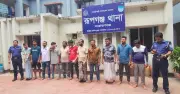 পুলিশের ওপর হামলা করে ওয়ারেন্টভুক্ত আসামি ছিনিয়ে নেওয়ার অভিযোগ
