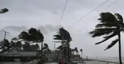৮ অঞ্চলে ঝোড়ো হাওয়া-বৃষ্টির সম্ভাবনা
