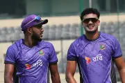 পেস বোলিংয়ে এগিয়ে বাংলাদেশ, দাবি নাজমুলের