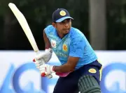 ৪৯ বলে সেঞ্চুরি করে রেকর্ড গড়লেন মোসাদ্দেক, তবু হারল আবাহনী