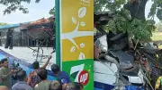 লোহাগাড়ায় মারছা পরিবহনের দুই বাসের সংঘর্ষে নিহত ২, আহত ২৫