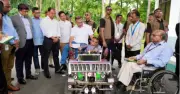 প্রতিবন্ধী যুবকের স্মার্ট গাড়িতে প্রধান উপদেষ্টা তারিক রহমান