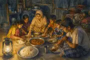 অভাবের দিনে বুড়ি মুরগির গল্প: এক স্মৃতি