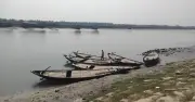 নিষেধাজ্ঞায় সাতক্ষীরার লক্ষাধিক জেলে অর্থনৈতিক সংকটে