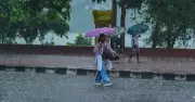 ঢাকায় বজ্রসহ বৃষ্টির পূর্বাভাস, তাপমাত্রা সামান্য বাড়তে পারে