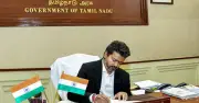 তামিলনাড়ুতে ৭১৭ মদের দোকান বন্ধের নির্দেশ মুখ্যমন্ত্রী বিজয়ের