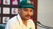 নাজমুলের বিনয়ী উত্তর: ব্র্যাডম্যান-হেডলির সাথে তুলনায় আত্মসমর্পণ