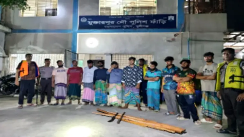 নৌ ডাকাতির প্রস্তুতিকালে অস্ত্রসহ গ্রেপ্তার ১০: স্টাডি হরিজনের বিশেষ অফার