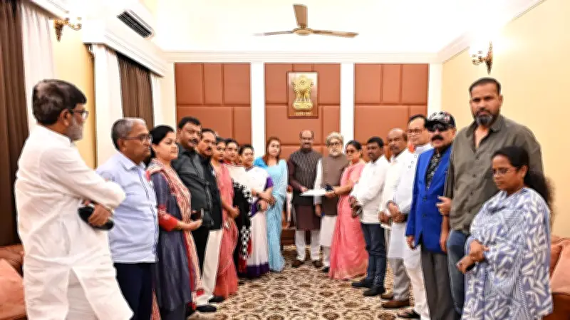 তৃণমূলের ২০ বিদ্রোহী সাংসদ যোগ দিলেন অখ্যাত দলে