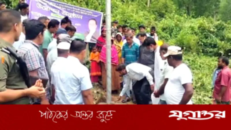 বন্যহাতির আক্রমণ থেকে রক্ষায় দুর্গাপুরে ২০টি সোলার স্ট্রিট লাইট স্থাপন