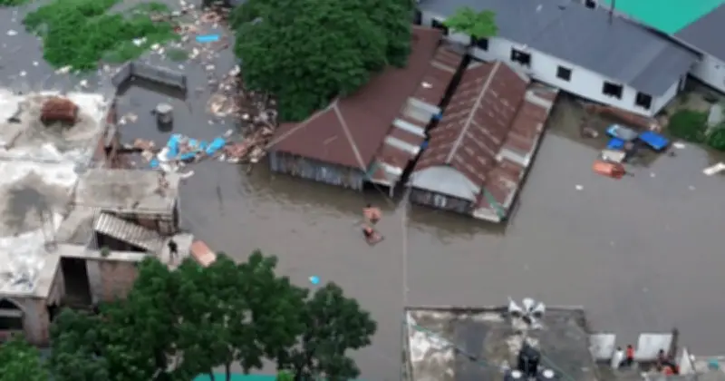 গাজীপুরের কালিয়াকৈরে ৫ হাজার পরিবার পানিবন্দি, স্থবির জনজীবন