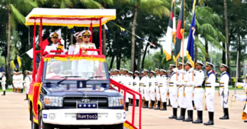 বাংলাদেশ নৌবাহিনীতে ৬১ জন নতুন কমিশনড অফিসার যোগদান