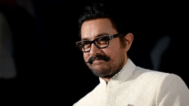 আমির খান তৃতীয়বারের মতো বিয়ে করছেন গৌরী স্প্র্যাটকে