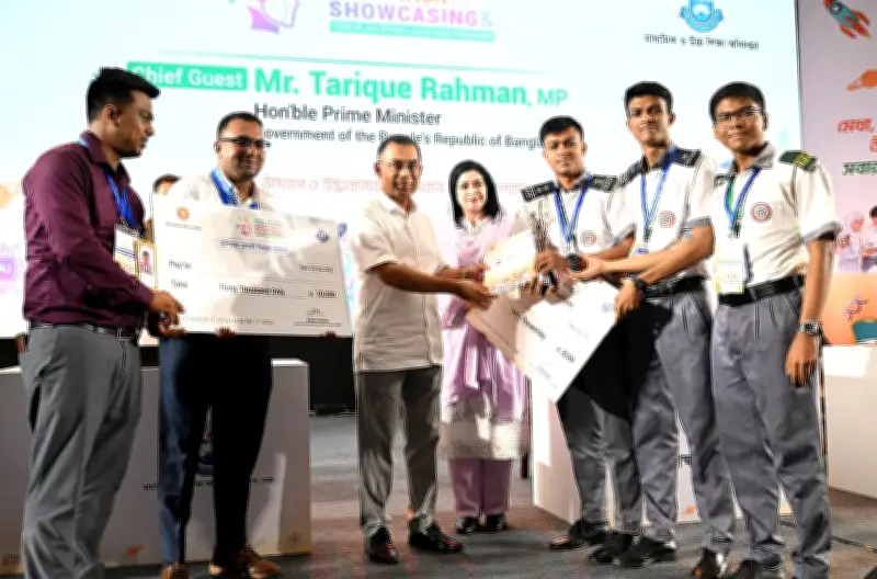 এআই রোবটিক অটোমেশন প্রকল্পে দেশসেরা সেন্ট যোসেফের শিক্ষার্থীরা