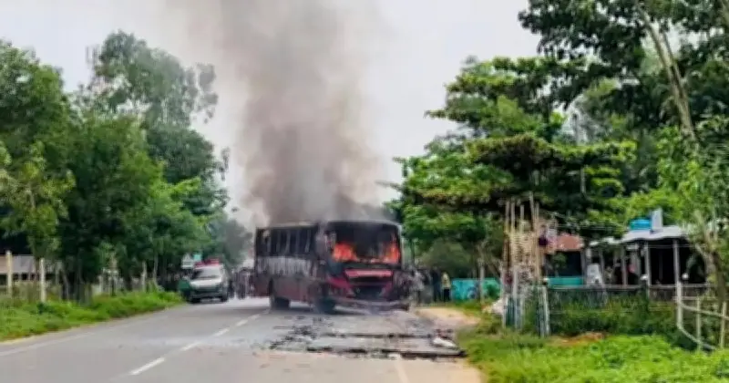 ফটিকছড়িতে বিআরটিসি বাস-মোটরসাইকেল সংঘর্ষে পিতা-পুত্র নিহত