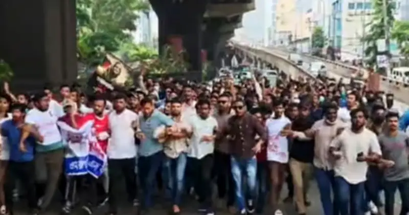 চট্টগ্রামে নিষিদ্ধ ছাত্রলীগের ঝটিকা মিছিল, ভিডিও ভাইরাল