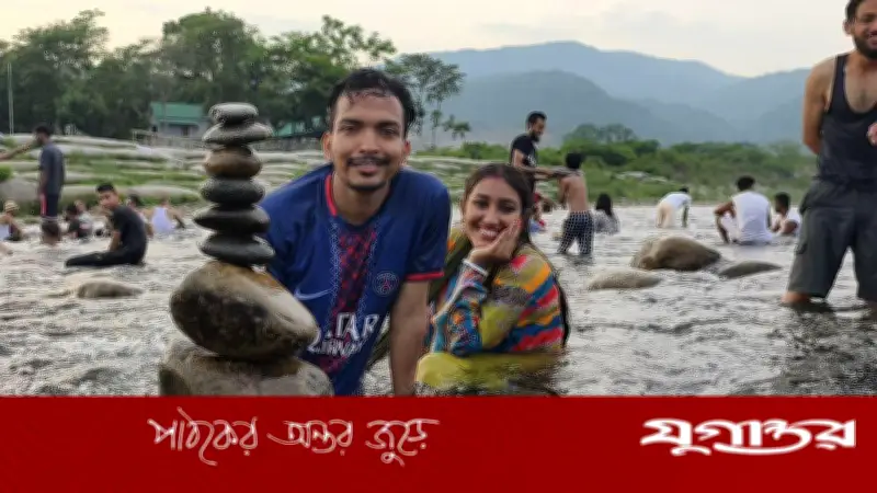পাহাড়ের বাতাস-স্বচ্ছ শীতল পানি: ক্লান্তি ভুলিয়ে দিয়েছে পর্যটকদের