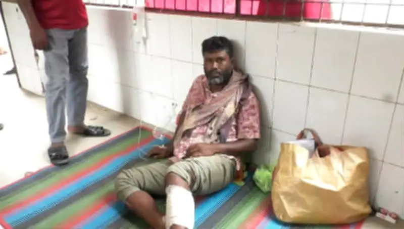 কুষ্টিয়ায় বালু অপসারণের সময় গুলিবর্ষণ, চার শ্রমিক আহত