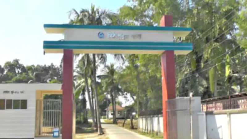 অ্যালকোহল পানে ৩ জনের মৃত্যু, বৃষ্টি বাড়বে, তাপমাত্রা কমবে