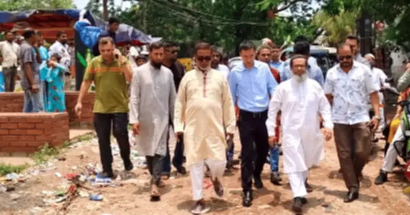 শীতলক্ষ্যা নদীতে প্রস্তাবিত হাজীগঞ্জ-নবীগঞ্জ সেতু পরিদর্শনে চীনা প্রতিনিধি দল