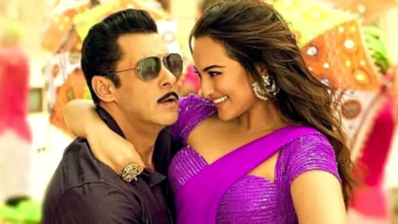 জন্মদিনে সোনাক্ষী সিনহা: তারকা সন্তান থেকে নিজের আলোয় সাফল্য