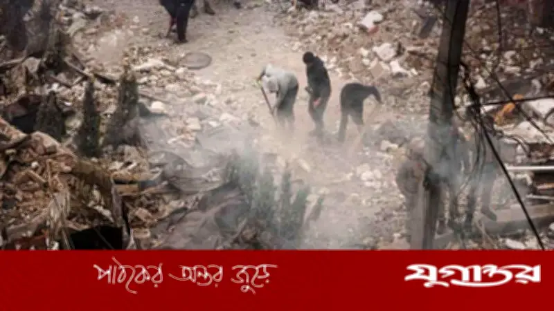 ইউক্রেনে রাশিয়ার ড্রোন ও ক্ষেপণাস্ত্র হামলায় নিহত ১০, আহত শতাধিক