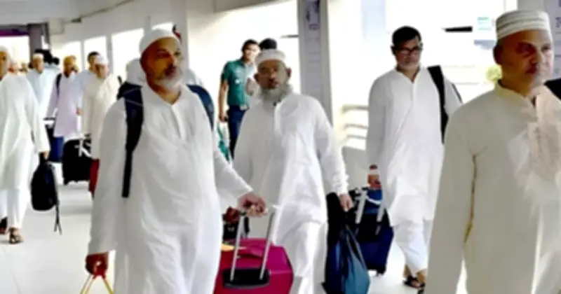 হজ শেষে দেশে ফিরলেন ১৭ হাজারের বেশি হাজি, মৃত্যু ৪২ জনের